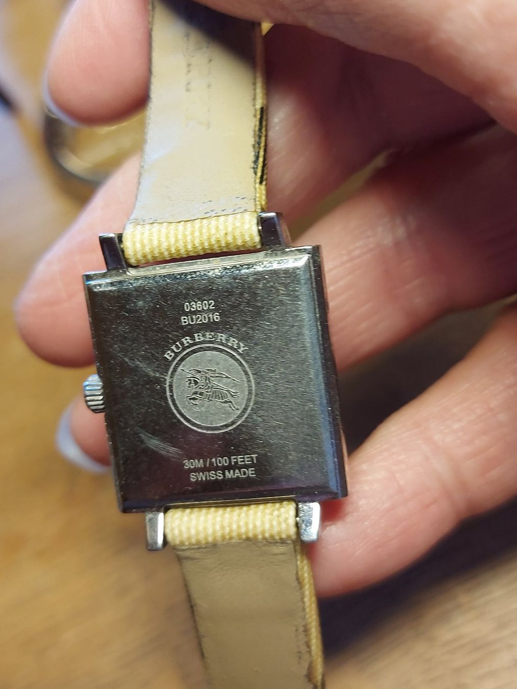 Burberry Orologi: Burberry Damenuhr, BU2016 – Usato da Schlieren venduto da Norauro 2