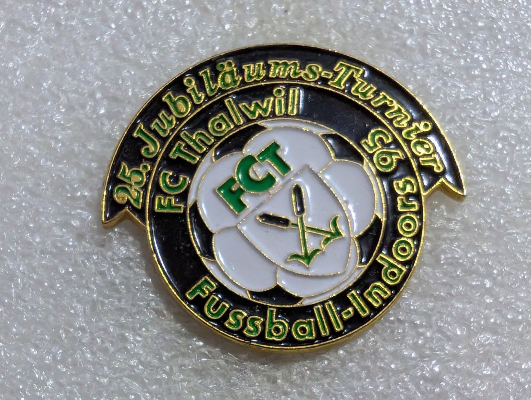 Placchette & Badge: Ansteckpin 13: FC Thalwil – Usato da Oppligen venduto da Pin-Fall-Shop