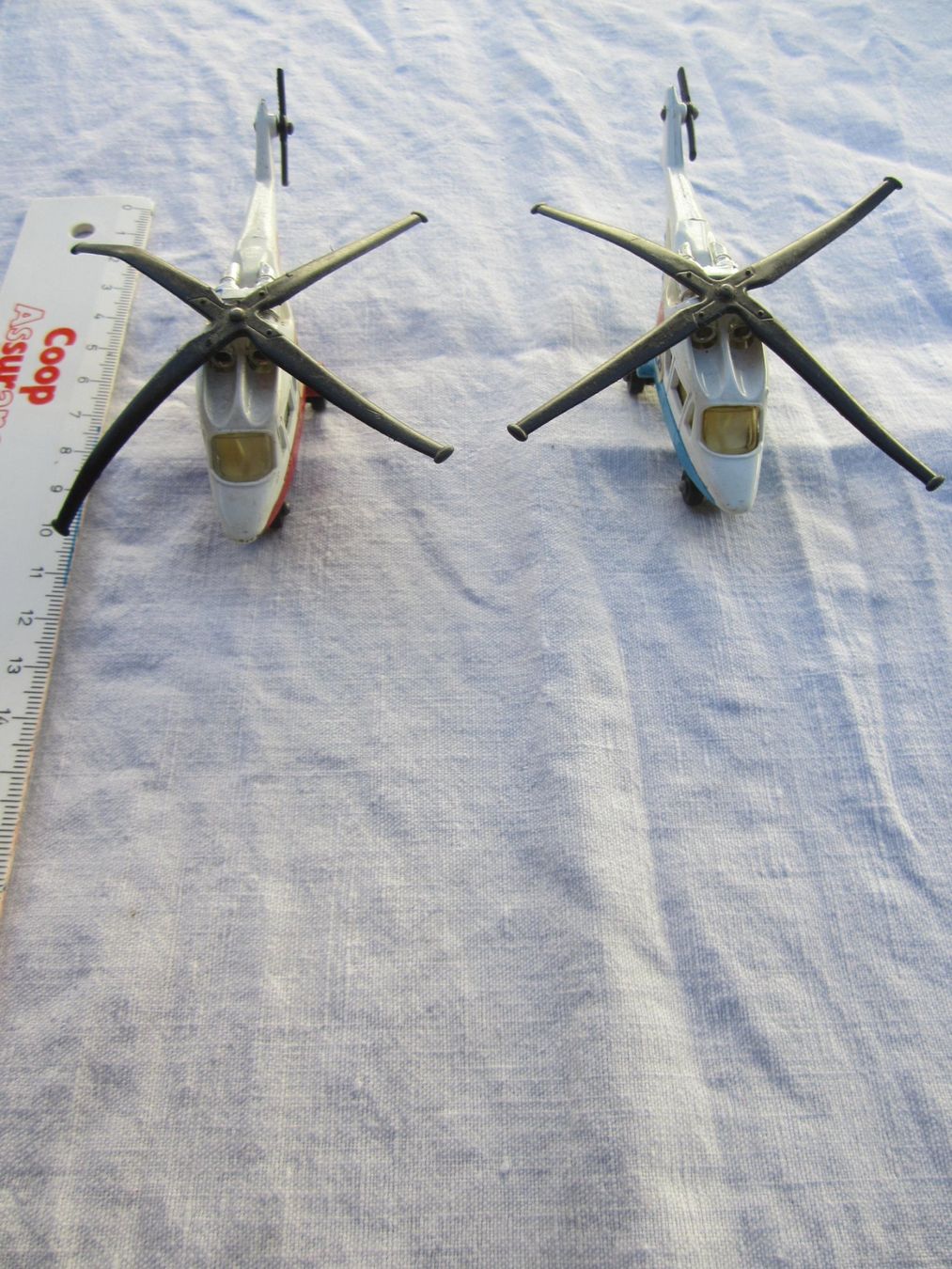 Kits de montage: 2 Hélicoptères – Neuf (Voir description) à Tramelan par Tors 1