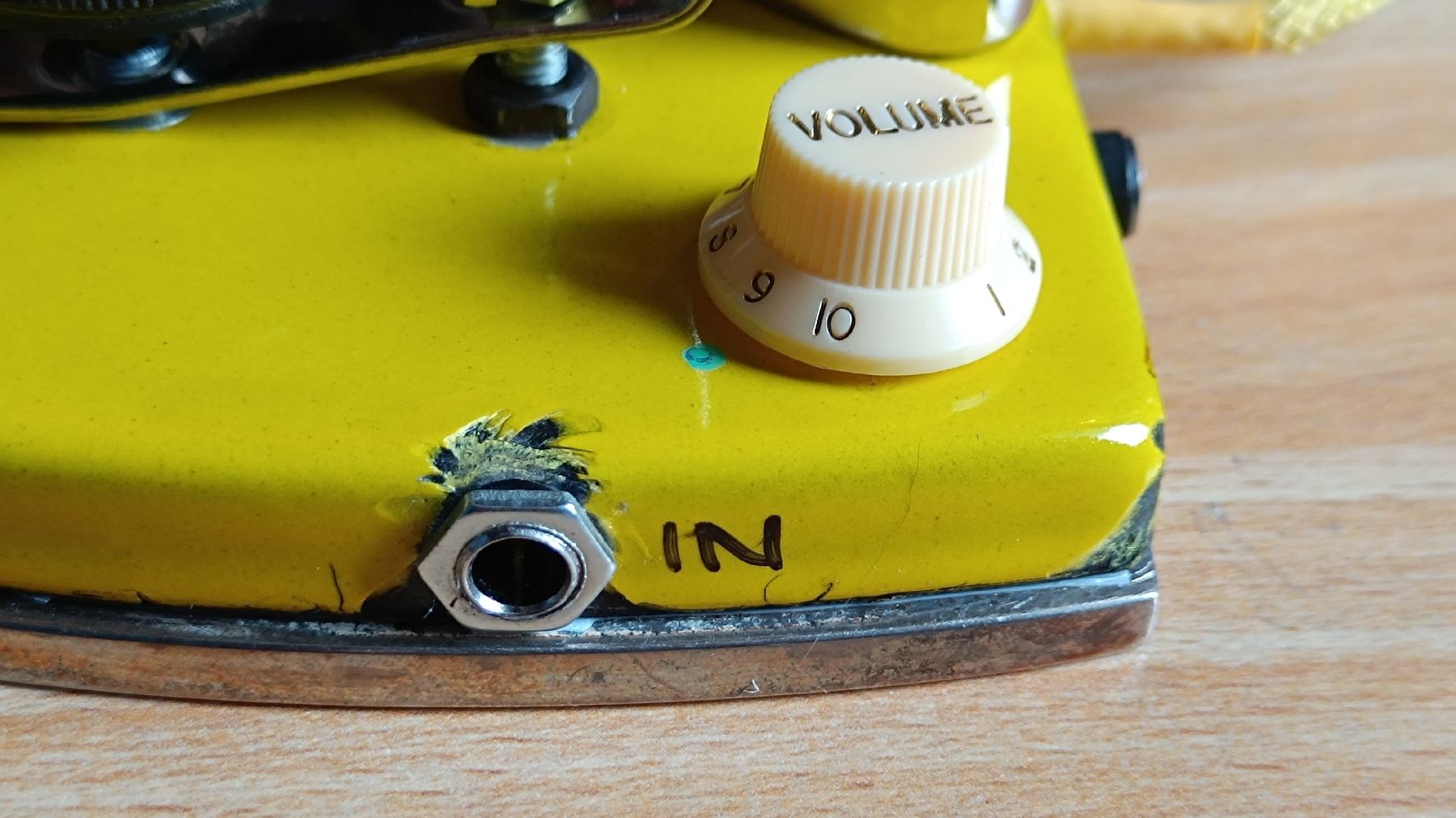 Strumenti musicali: FERRO FUZZO , Handmade Silicon Fuzz Face Pedal – Nuovo e nell'imballaggio originale da Birsfelden venduto da RONI-REBORN 2