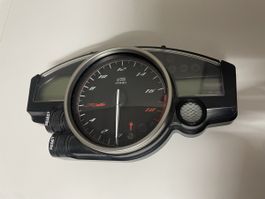 Yamaha r6 rj15 Tachometer/Cockpit