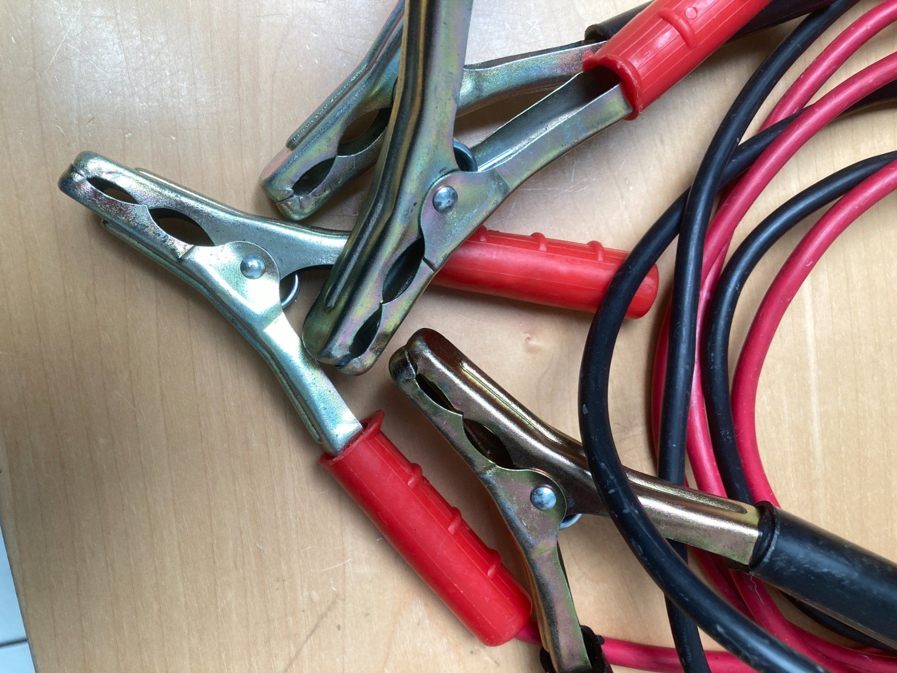 Câbles: Starthilfe Kabel Pannenhilfe – D'occasion à Cham par WB2223 1