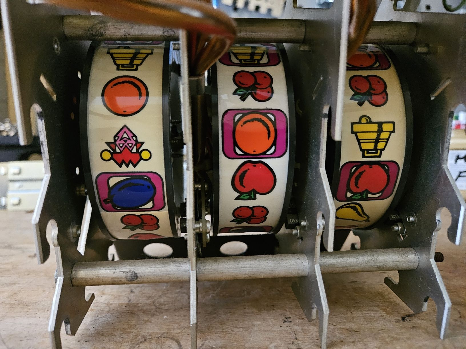 Slot Machine: Big 20 Joker Rollen geprüft – Usato da Gibswil venduto da Dapi 3