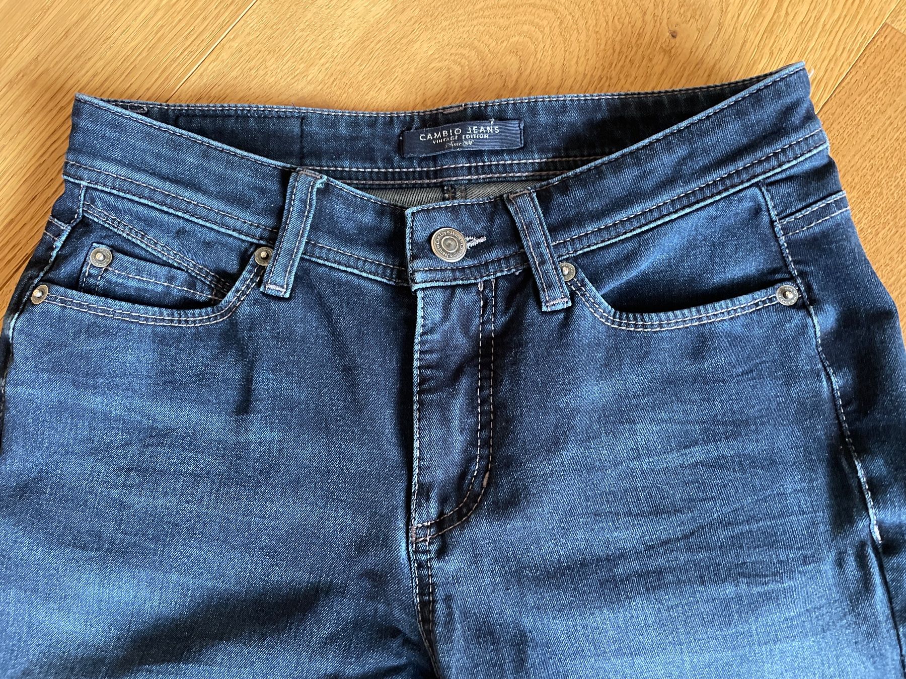 Cambio Jeans: CAMBIO Jeans Gr. 36 – Usato da Hämikon venduto da schneider.petra 1