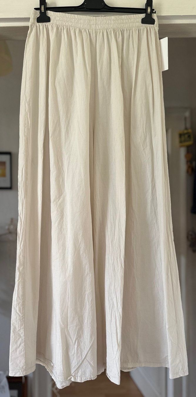 Pantaloni: PANTALONS SUPER LEGÈR EN COTON! M – Nuovo e nell'imballaggio originale da Locarno venduto da NicoNion