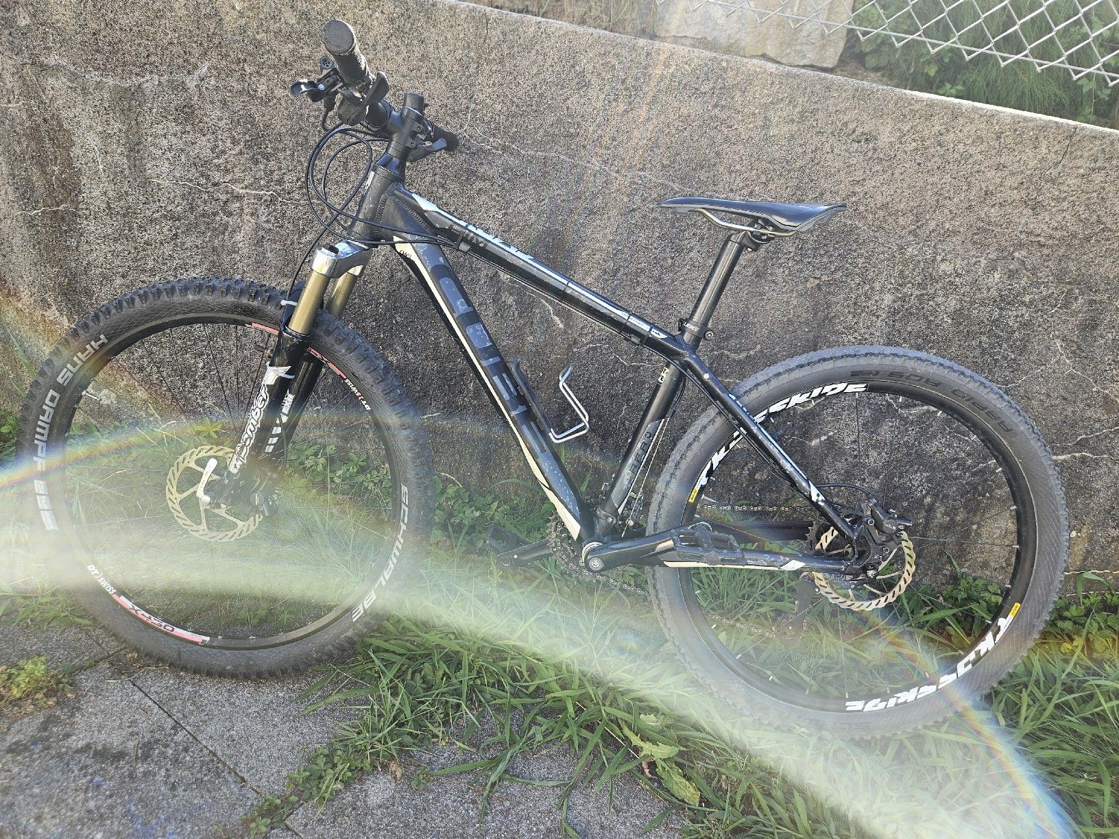 Cube Velos: Cube CMPT Kinder/Jugend MTB, Hardtail, Rahmengrösse 16 Zoll  – Gebraucht aus Zürich von Pazzenreich
