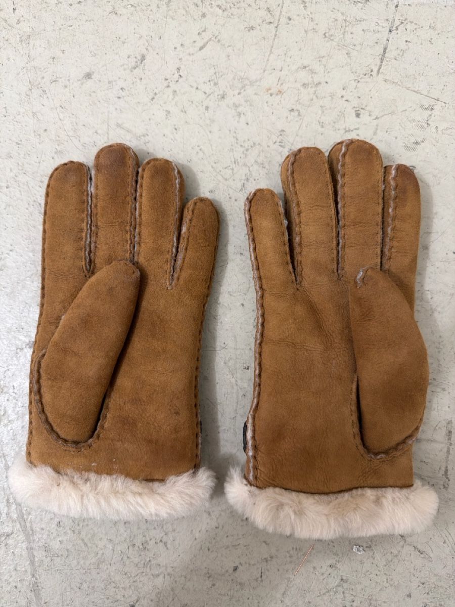 Ugg Gants & mitaines : UGG Shearling Gloves - Winter Ready and Super Cosy! – D'occasion à Zürich par Pandainlondon 1
