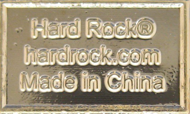 Hard Rock Cafe Plaketten & Abzeichen: Hard Rock Cafe St. Maarten Flag Guitar Horizontal Logo – Neu und originalverpackt aus Emmenbrücke von tms1122 3