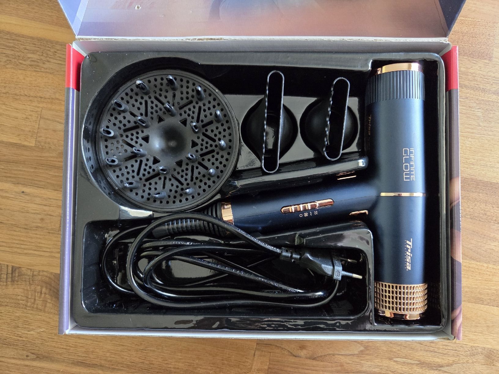 Trisa Föhn: Trisa Infinite Glow Haartrockner NEU – Neu und originalverpackt aus Lömmenschwil von MFU_ 2