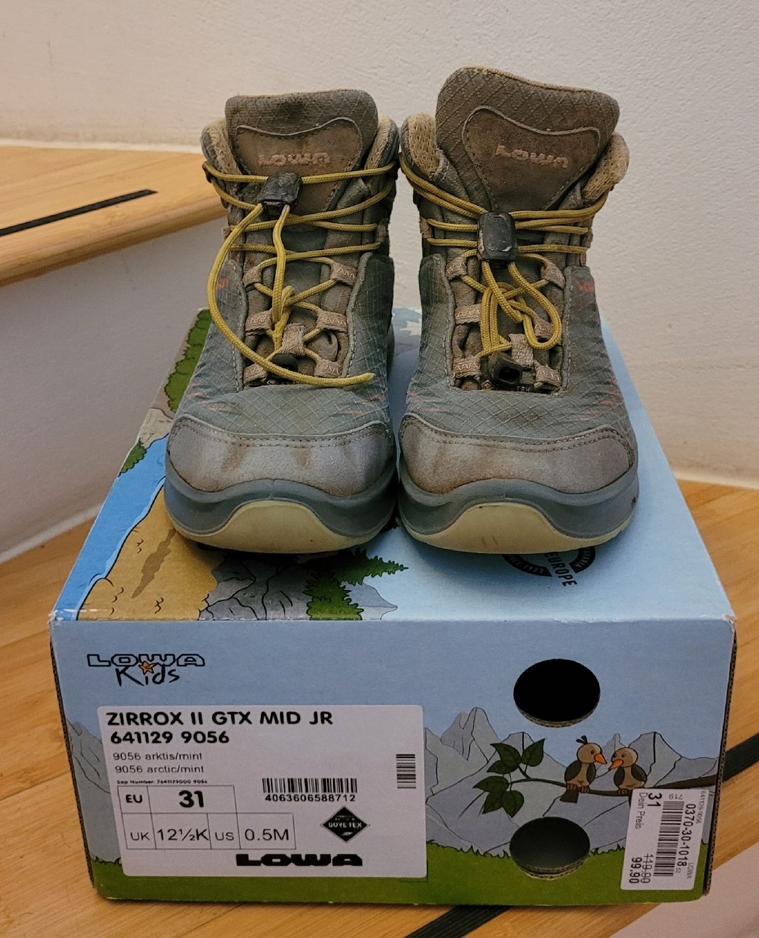 Lowa Scarpe per ragazzi: Lowa Wanderschuhe Gore-Tex Gr. 31 – Usato da Winkel venduto da Tongabonga