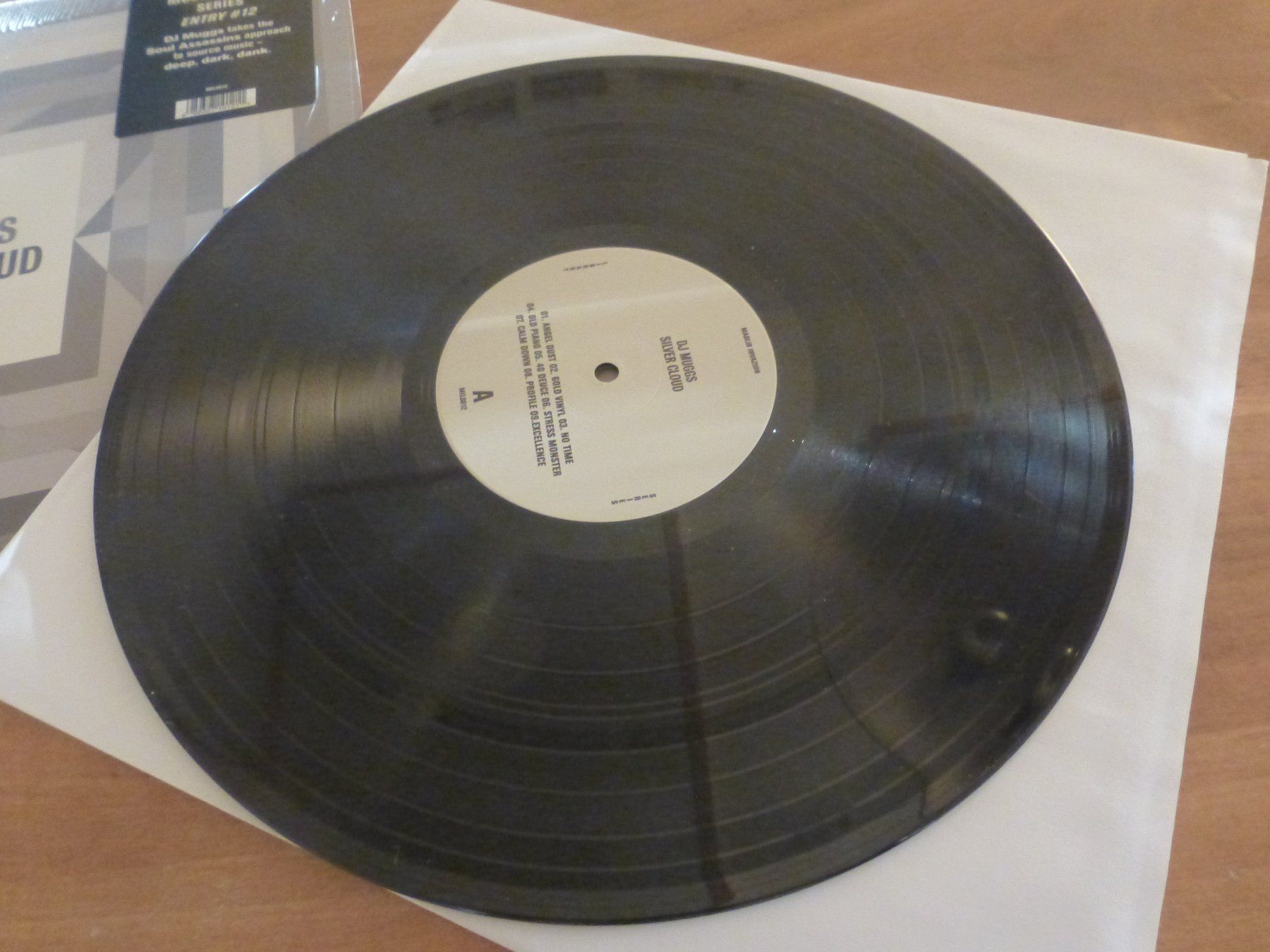 Dischi in vinile: DJ Muggs Silver Clouds Vinyl LP – Usato da Zumikon venduto da psisound 4