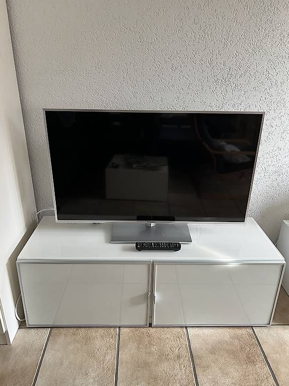 Panasonic Televisori: Panasonic Smart VIERA3D Full HD LED LCD TV 42" – Usato da Ziefen venduto da Petrico