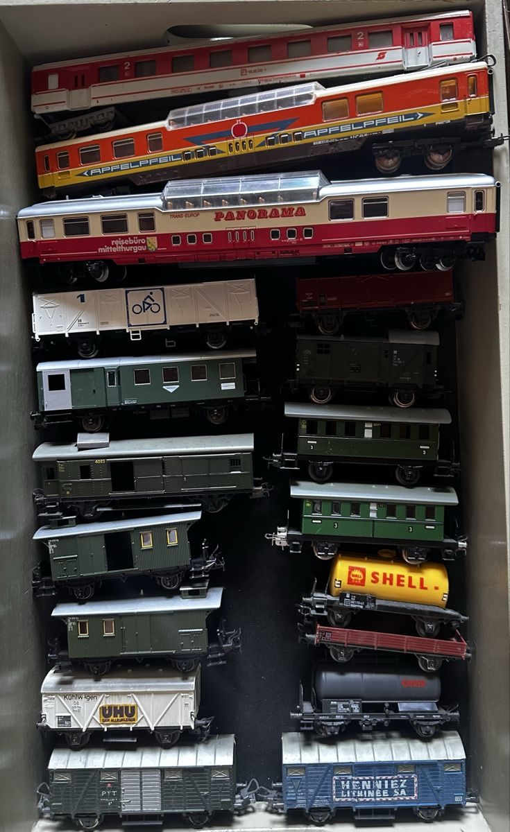 Modellini di ferrovie: MEGA Posten Loks H0-GS und Wagen ab 399.- – Usato da Sennwald venduto da HARO-Import 5