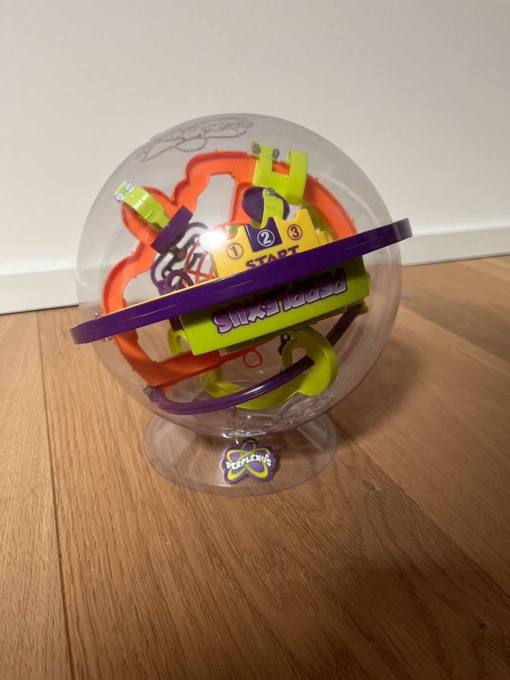 Spielzeuge: Perplexus Spielzeug Kugel mit Murmel – Gebraucht aus Wettswil am Albis von Autodelta