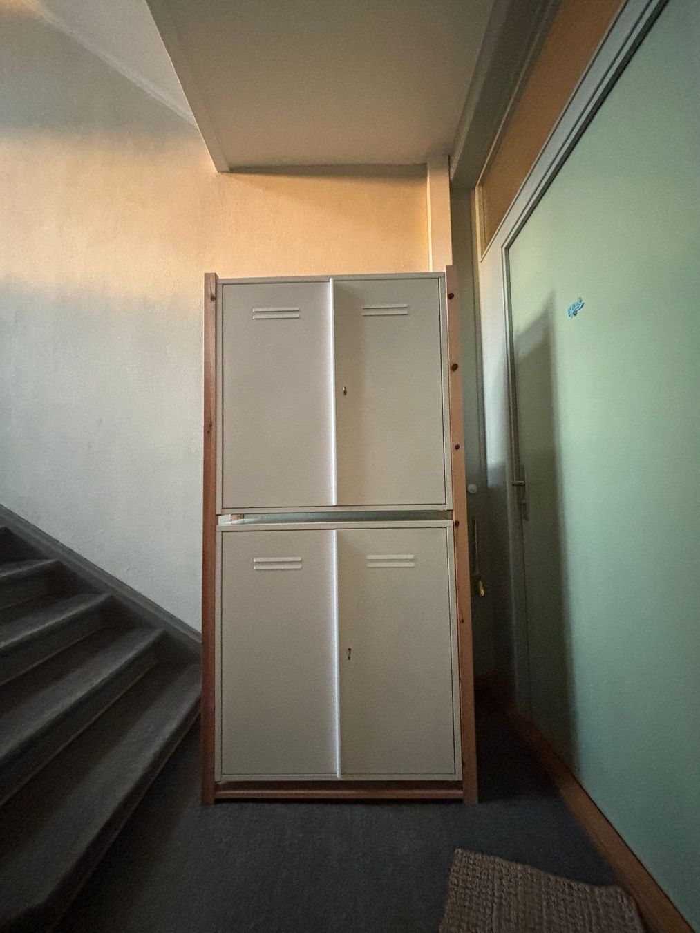 Ikea Schränke: Schrank Ivar mit 2 Metall- Korpussen – Gebraucht aus Zürich von zoosie