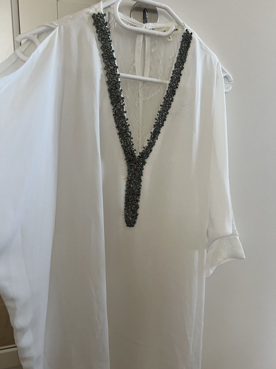 Camicette: Tunique blanche ornée de perles et dentelle Taille S – Nuovo (secondo la descrizione) da Ropraz venduto da Angy.ruiz