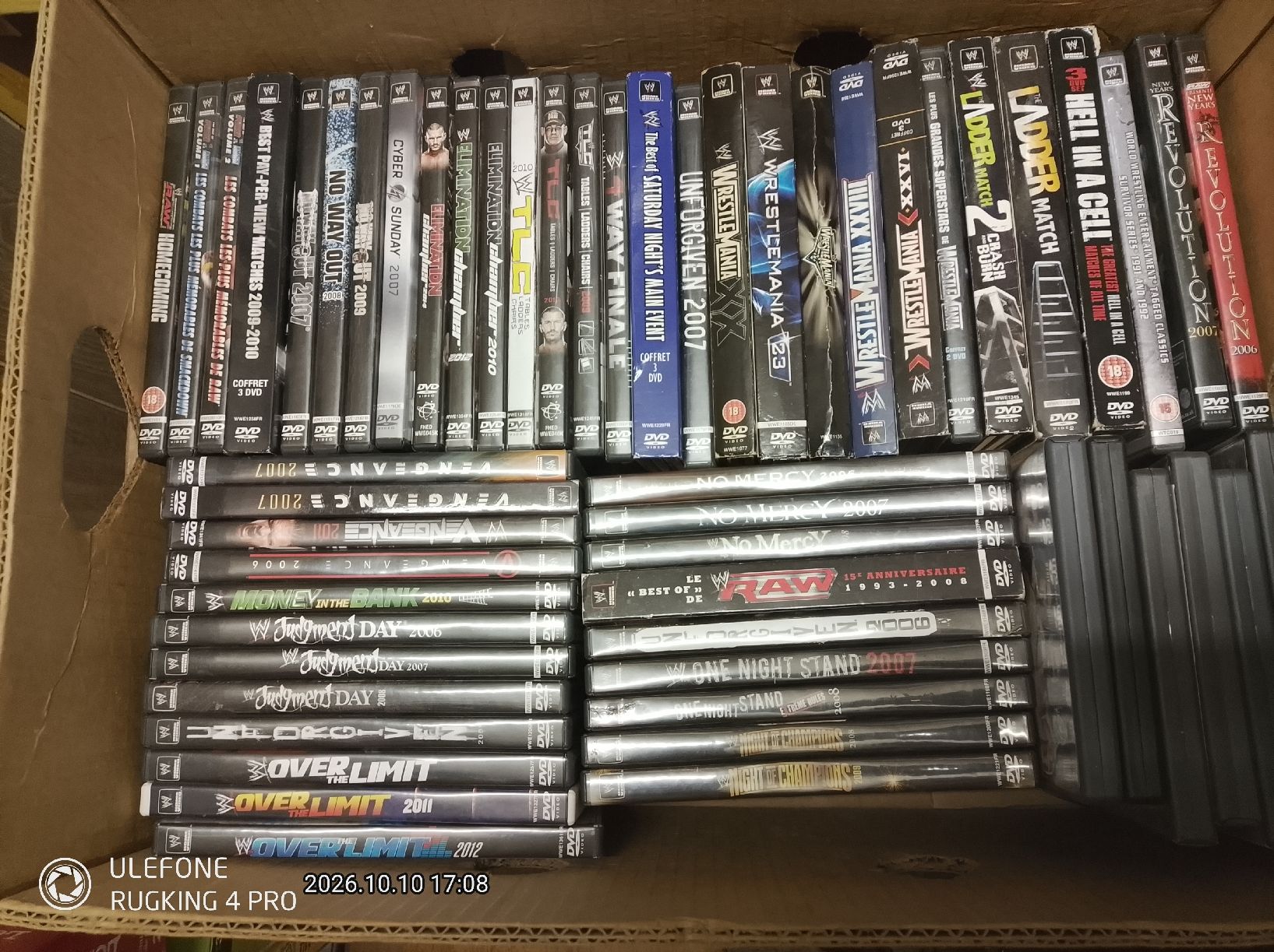 Tutti i DVDs: lot de 90 DVD catch WWE  – Usato da saillon venduto da Lamateur 4