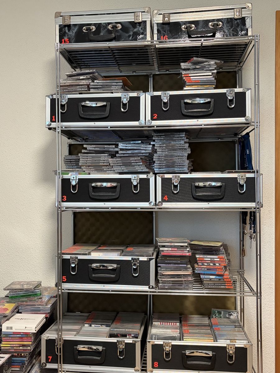 CD: CD Sammlung über 2000 CD‘s – Usato da Hirzel venduto da TechnikGuru
