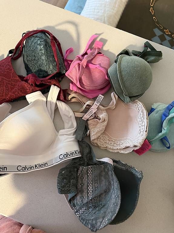Sonstige Unterwäsche: BH Bra   – Gebraucht aus Zürich von kar_972g