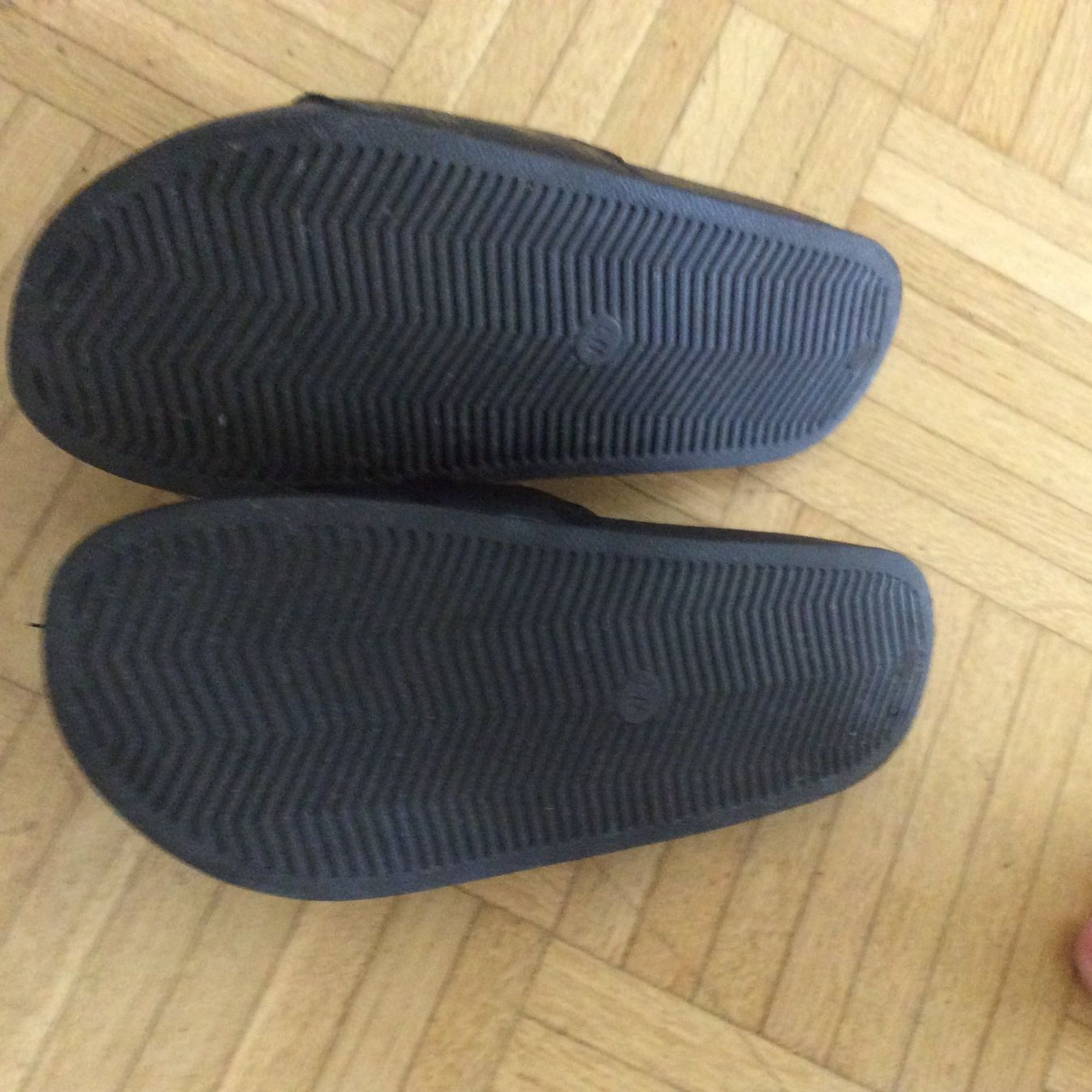 Skechers Scarpe da uomo: Skechers Slide – Nuovo (secondo la descrizione) da Biel/Bienne venduto da Ganesh12 2