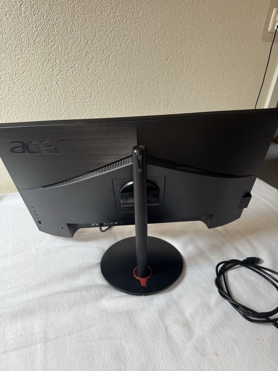 Monitor: Gaming Monitor – Nuovo (secondo la descrizione) da Rottenschwil venduto da Roman1313 1