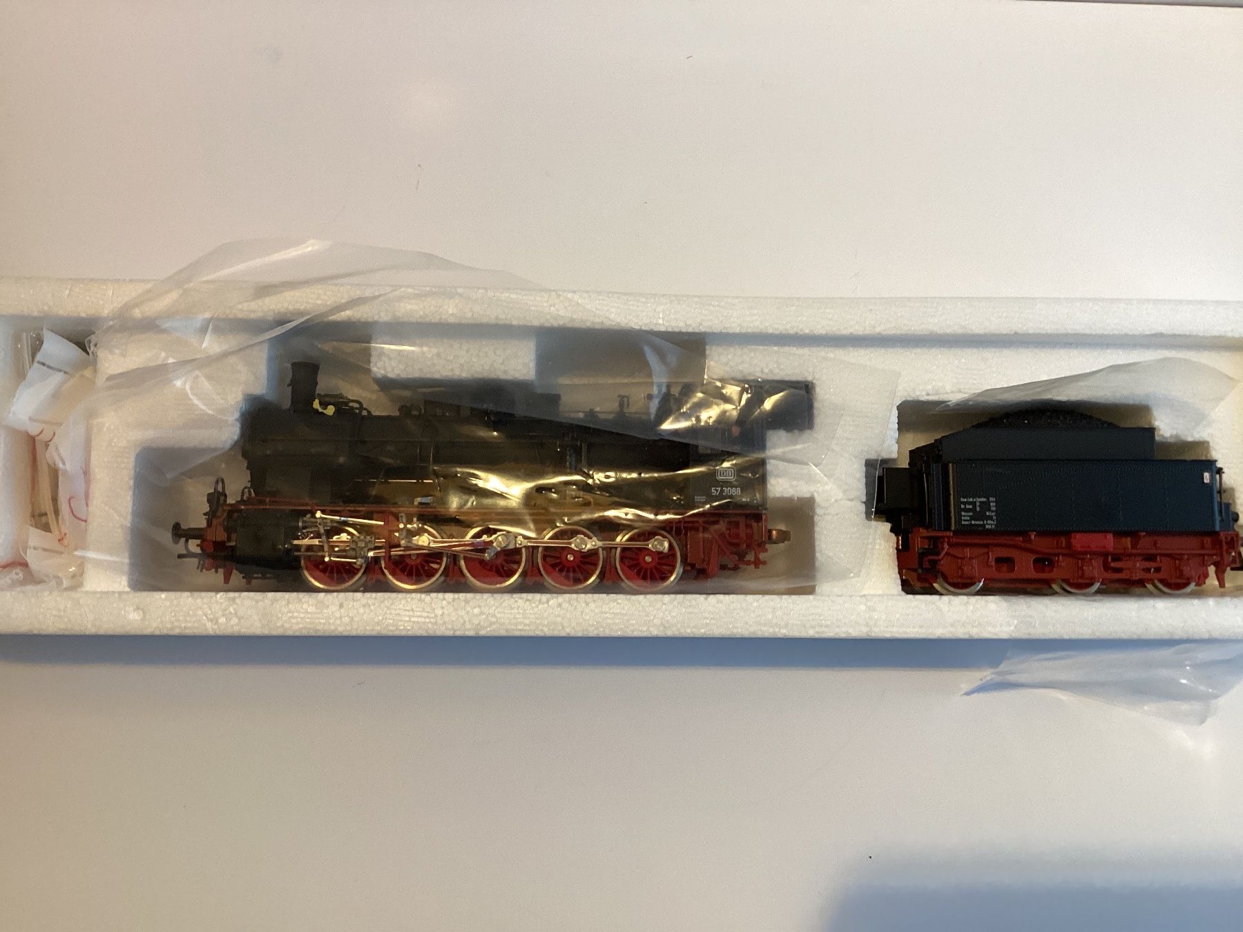 Roco Modellini di ferrovie: Roco 04116A DB BR 57 3088 H0 1:87 – Usato da Effretikon venduto da simtek_de 5
