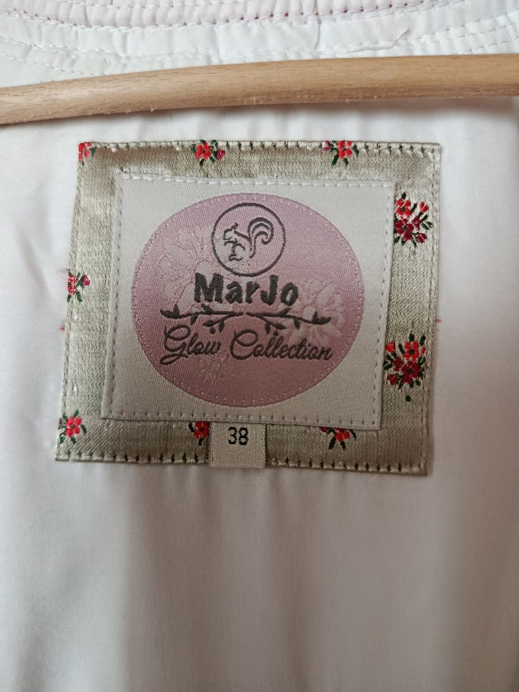 Vestiti: Dirndl von MarJo Glow Collection Grösse 38 – Usato da Wattwil venduto da sunicheyenne 3