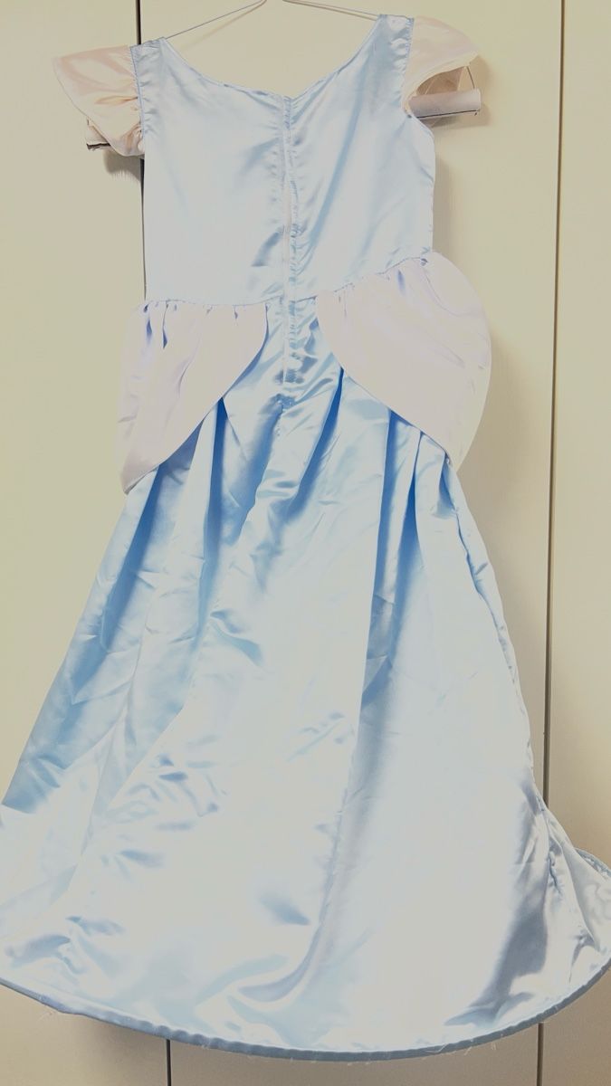 Kostüme: Mädchen Kostüm Cinderella/Aschenputtel, Disney – Gebraucht aus Rothrist von Digibobi 2