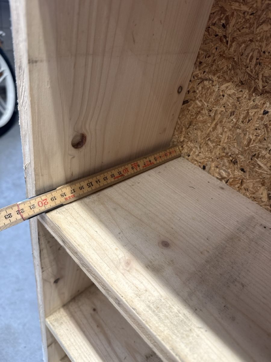 Regale: Gestell / Regal – Gebraucht aus Gossau SG von Airsal_Racer 4