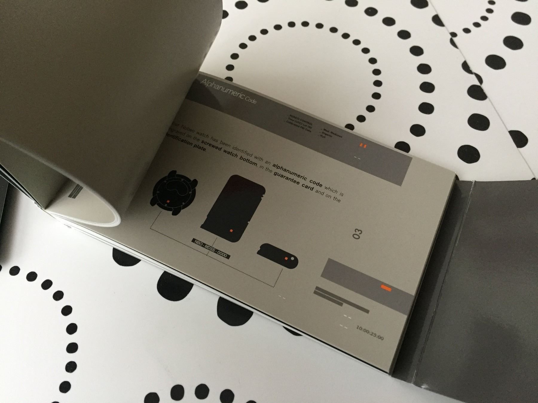 Documenti: NUBEO 4D ORIGINAL - WATCH OPERATING INSTRUCTIONS - NEW !!! – Nuovo (secondo la descrizione) da Epalinges venduto da dream-watch 4