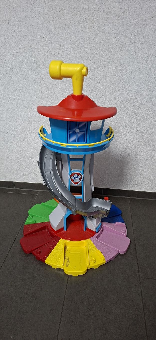 Giocattoli: Paw Patrol Zentrale – Usato da Rothenthurm venduto da Timmi05