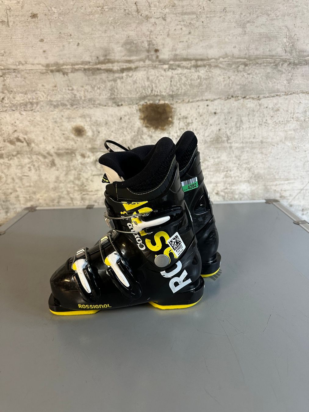 Rossignol Scarpe per ragazzi: Rossignol Kinder Skischuhe 19.5 / Gr. 31 – Usato da Emmenbrücke venduto da karkarkar 2