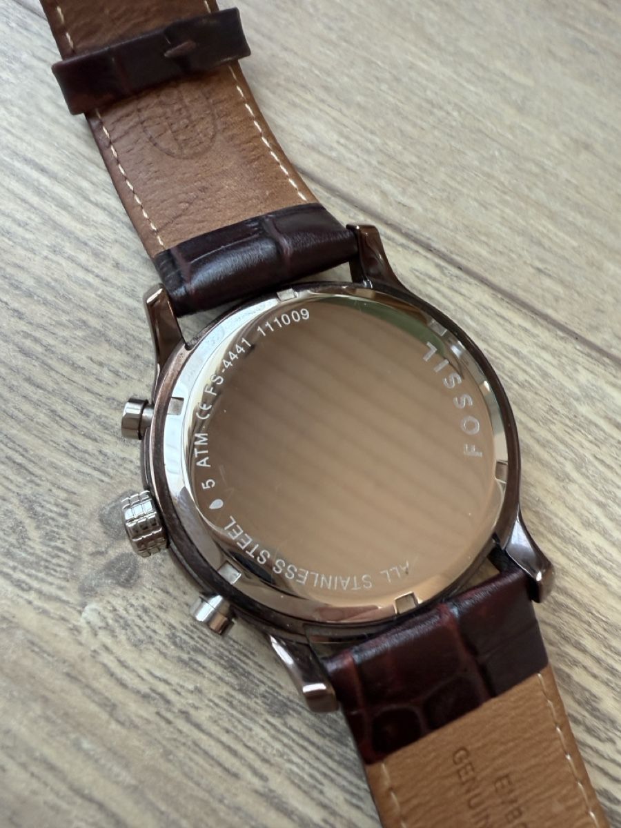 Fossil Montres: Fossil Herren Uhr, braunes Leder – Neuf (Voir description) à Sarmenstorf par Nathaliie_21 2