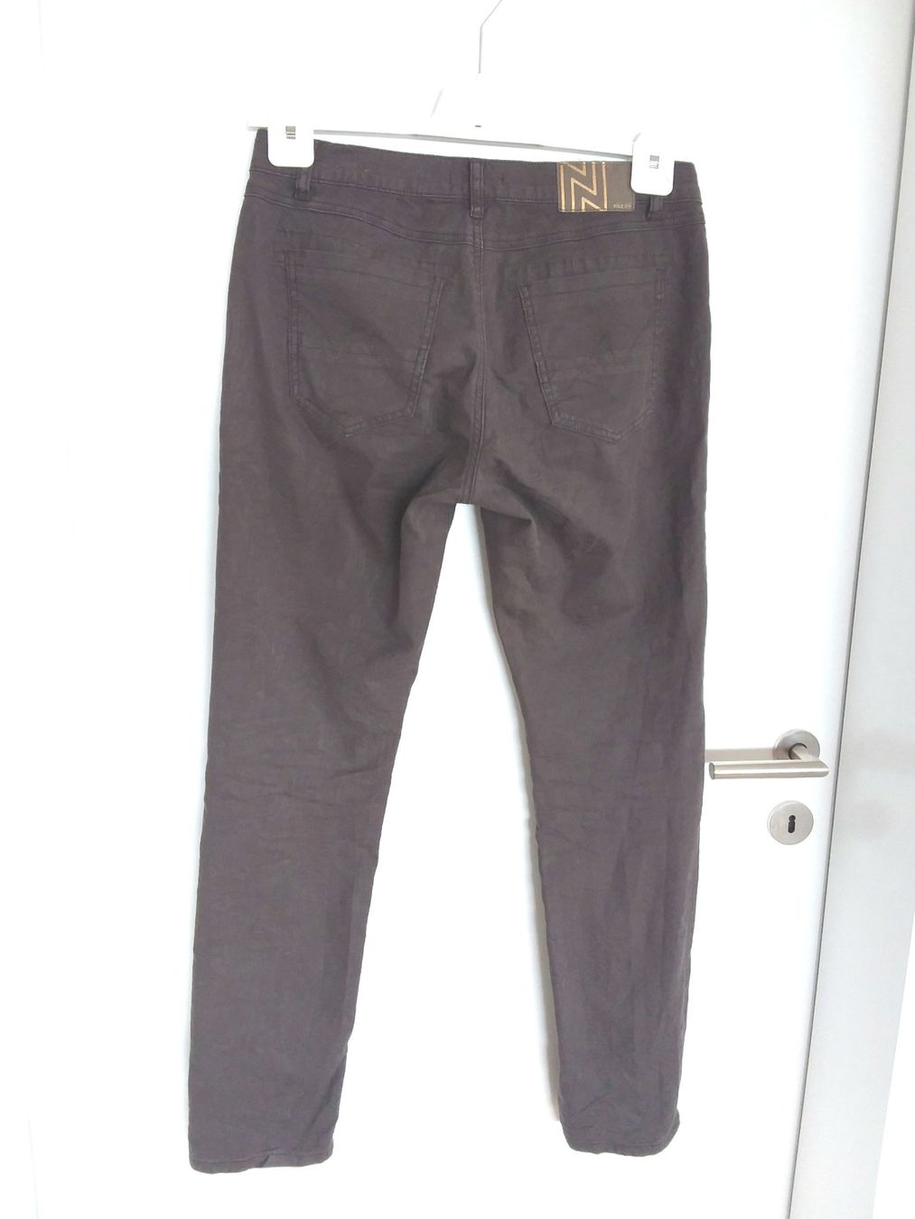 Nile Jeans: NILE JEANS, Gr M, taupe gemustert – Usato da Uitikon Waldegg venduto da Risibisi7 2