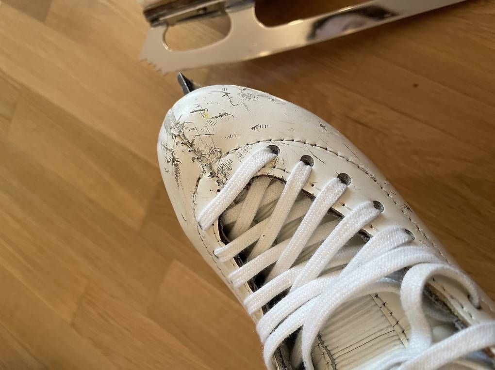 Pattini da ghiaccio: Schlittschuhe Graf Richmond – Usato da Bern venduto da samirasteiner 3