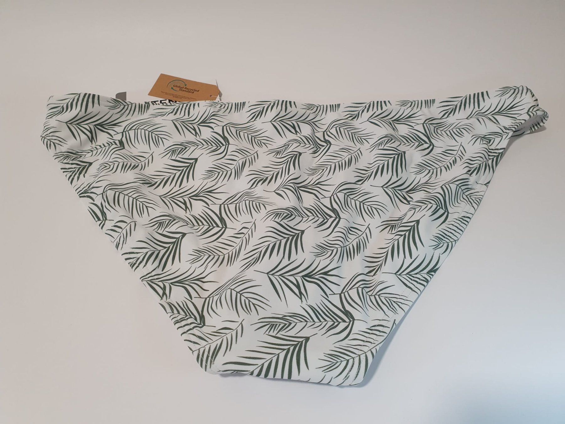 Maillots de bain & Bikinis: Damenbikinihose Extend Größe 40, L – Neuf avec emballage d'origine à Genève par Pandinet 2