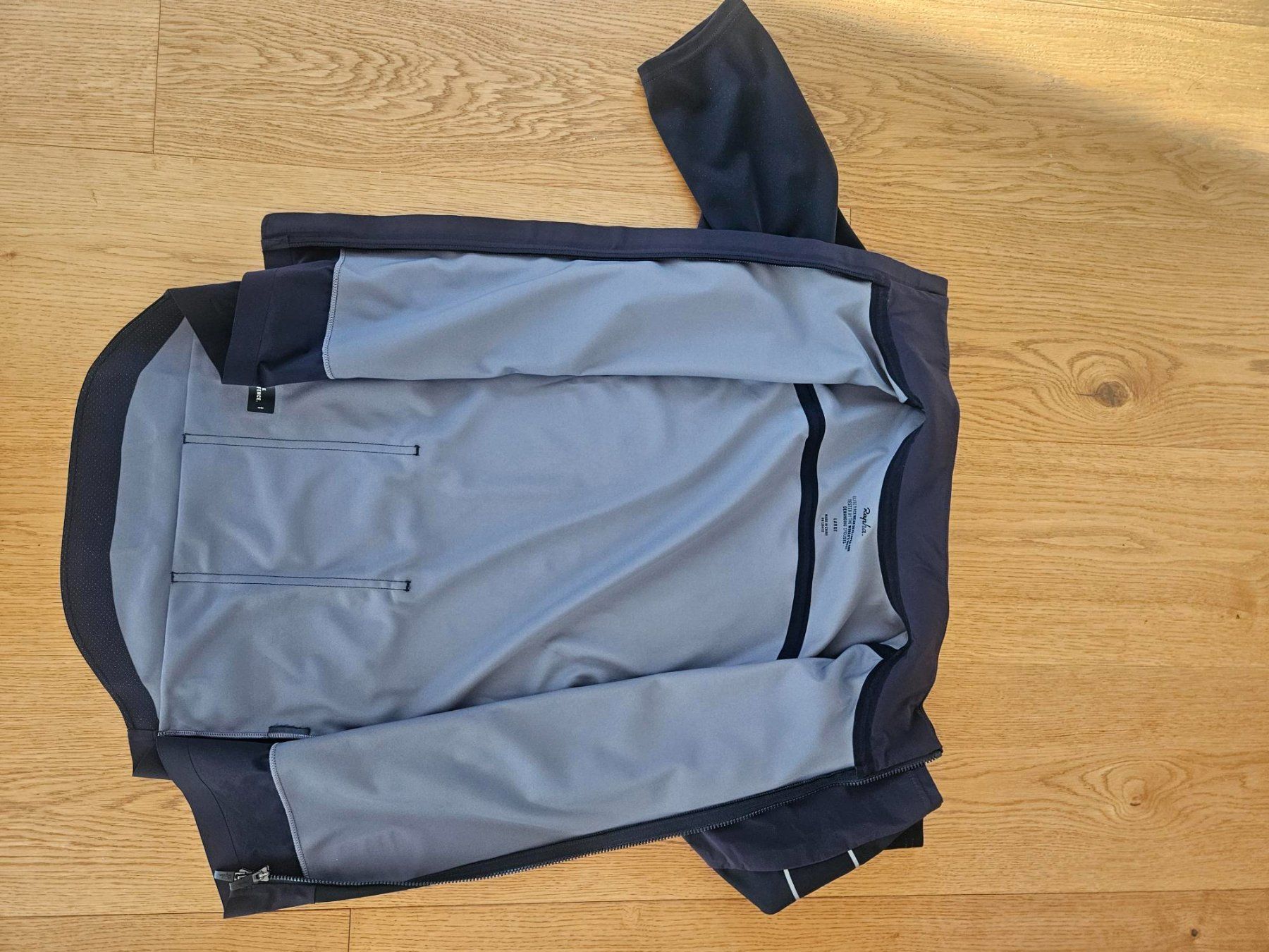 Rapha Canottiere & Pantaloni: Velo_Rapha Pro Team Windstopperjersey_Grösse L – Usato da Luzern venduto da kon_j7zt 2