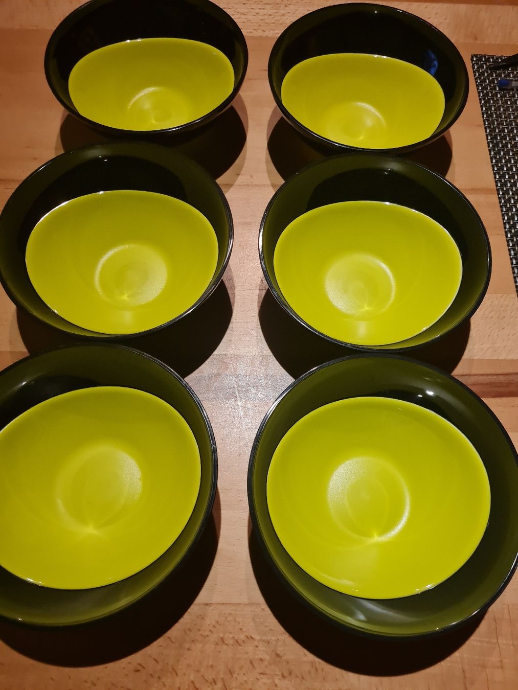 Tupperware Contenitori & Simili: Tupperware 6 Müslischalen neu – Nuovo (secondo la descrizione) da Münsingen venduto da Cuci31 1
