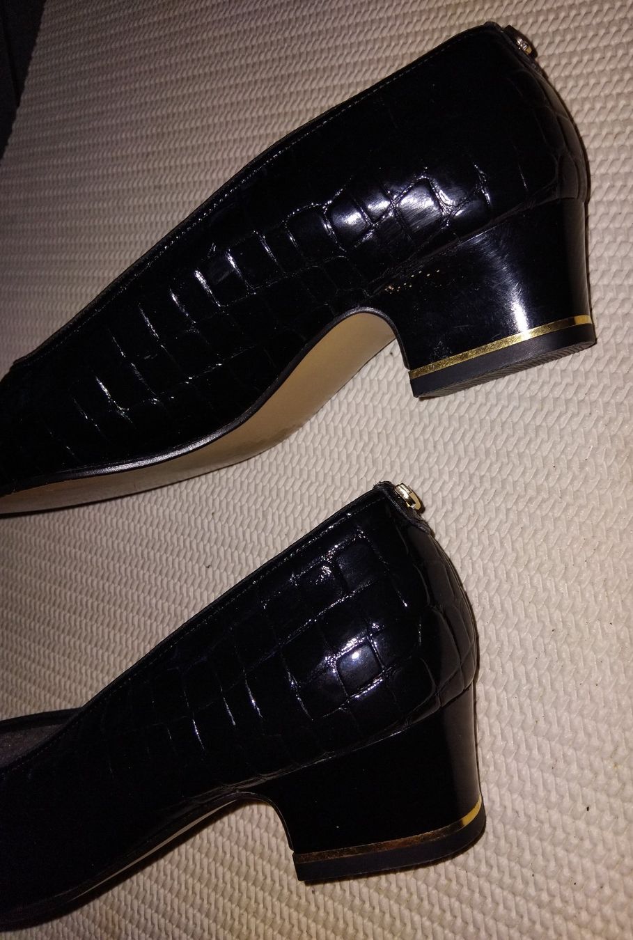 Ara Scarpe da donna: Lack-Lederschuhe Gr. 71/2 - Weite H – Usato da Rorschach venduto da kristys 4