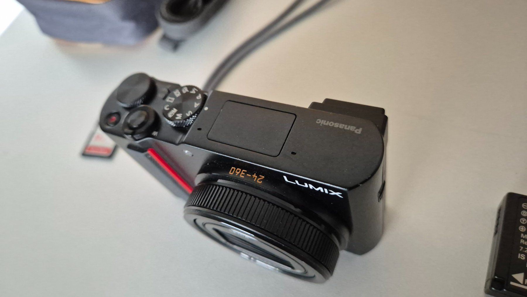 Panasonic Appareil photo: Panasonic Lumix DC-TZ202D Digitalkamera 1" Sensor 20MP Top! – Neuf (Voir description) à Bassersdorf par retrolab 4