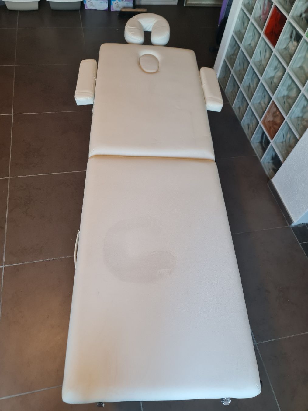 Kosmetik-& Massageliegen: Massageliege weiss – Gebraucht aus Rüfenach AG von mie_y852 4