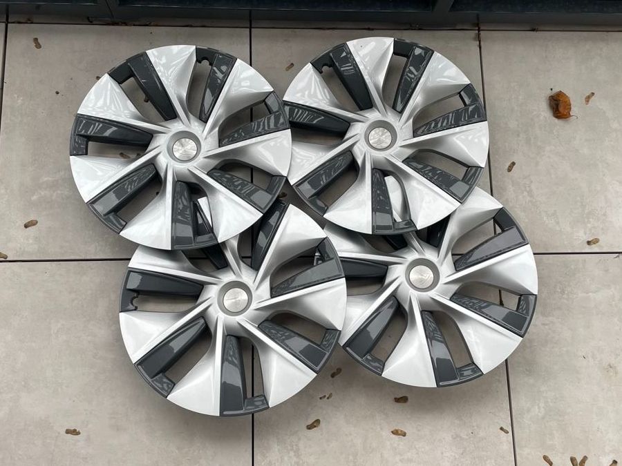 Tesla Radkappen Set 4x Mattschwarz Storm Radkappen Set Für Tesla Model Y – 4x 19 Zoll In Mattschwarz Inklusive Tesla-Logo