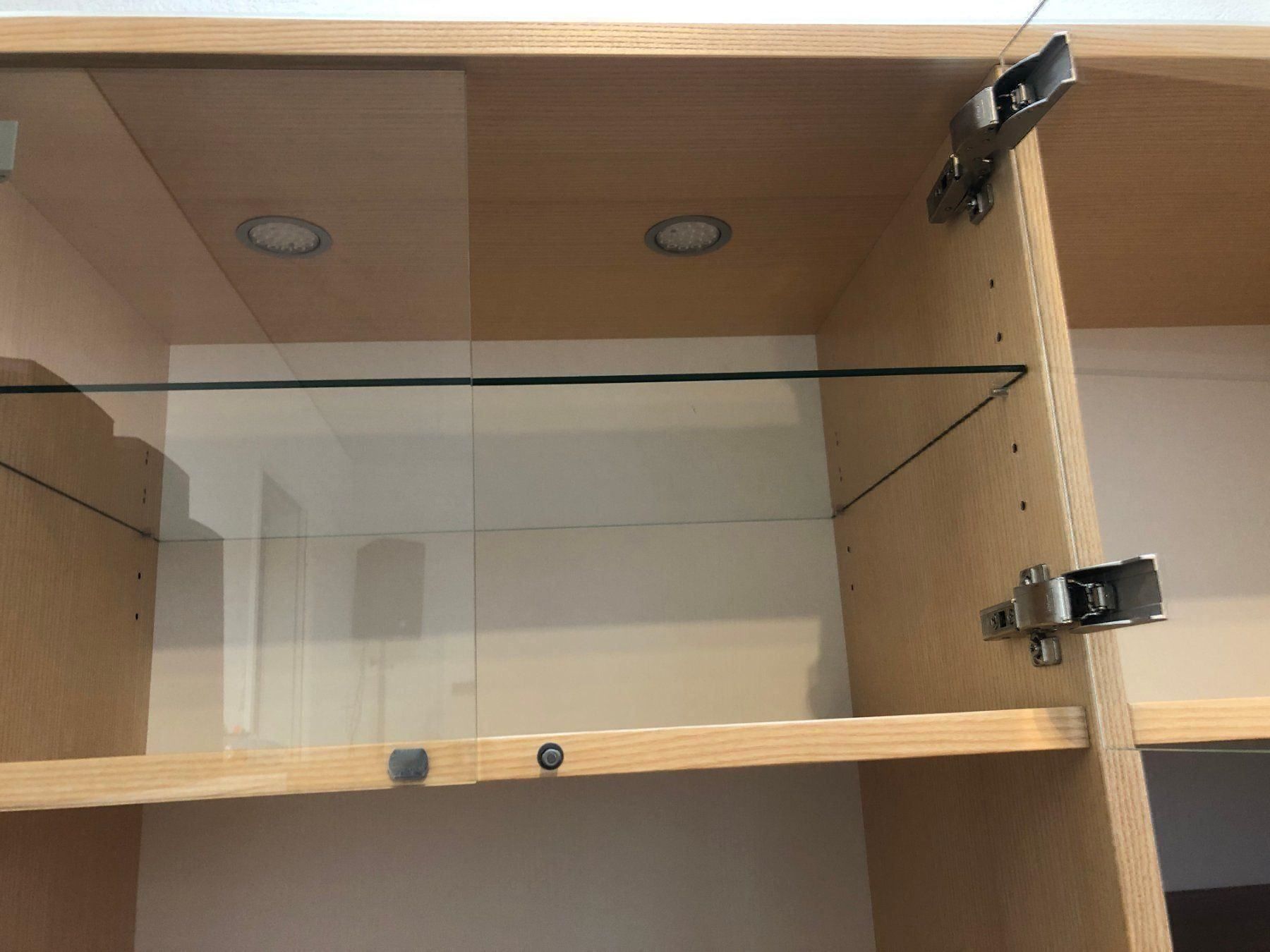 Vetrine: Highboard mit Vitrine – Nuovo (secondo la descrizione) da Veltheim AG venduto da EVENT-LLS 6