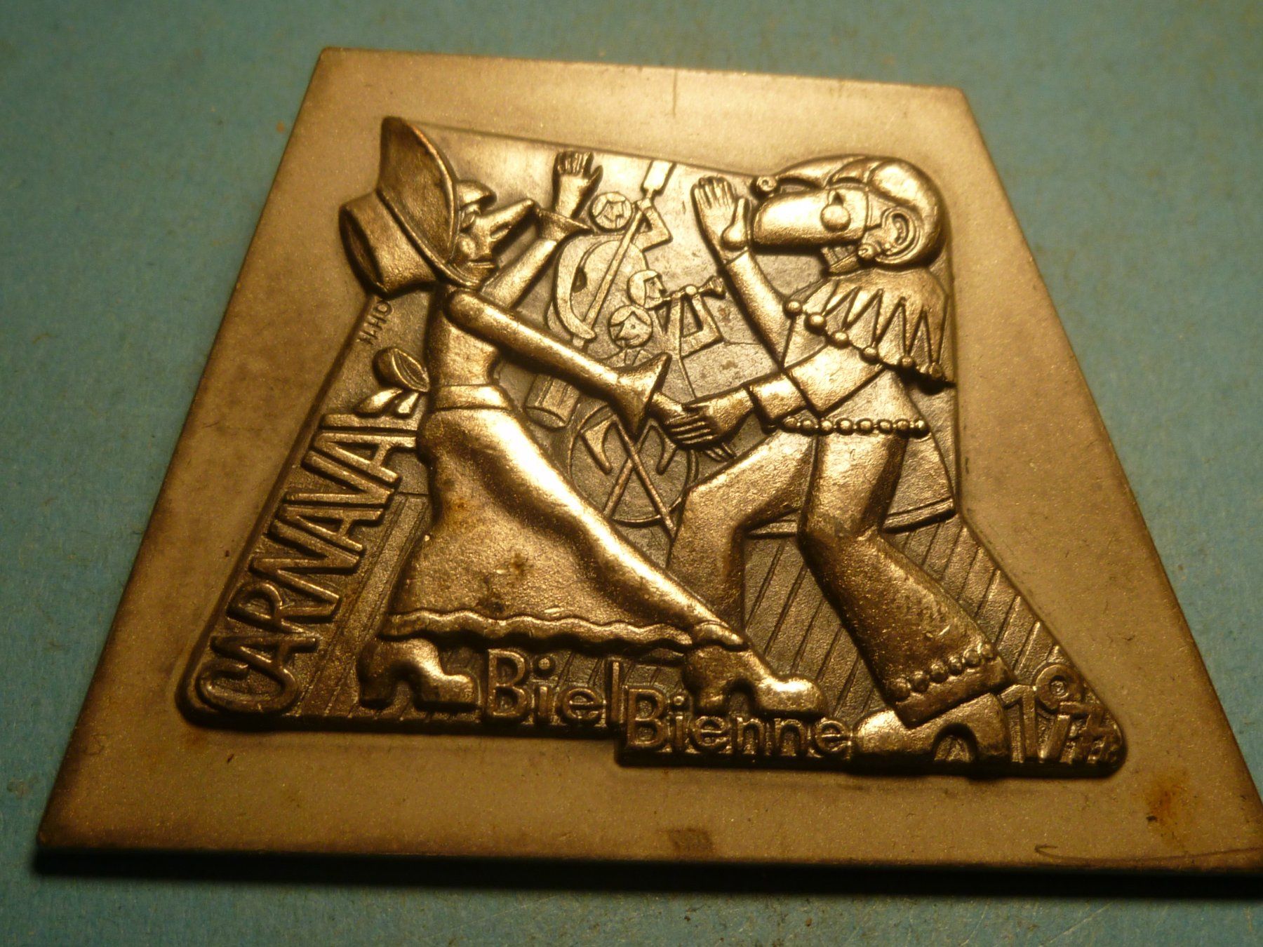 Plaketten & Abzeichen: BIEL-BIENNE 1977 SILBER – Gebraucht aus Ried (Muotathal) von Mandarin02