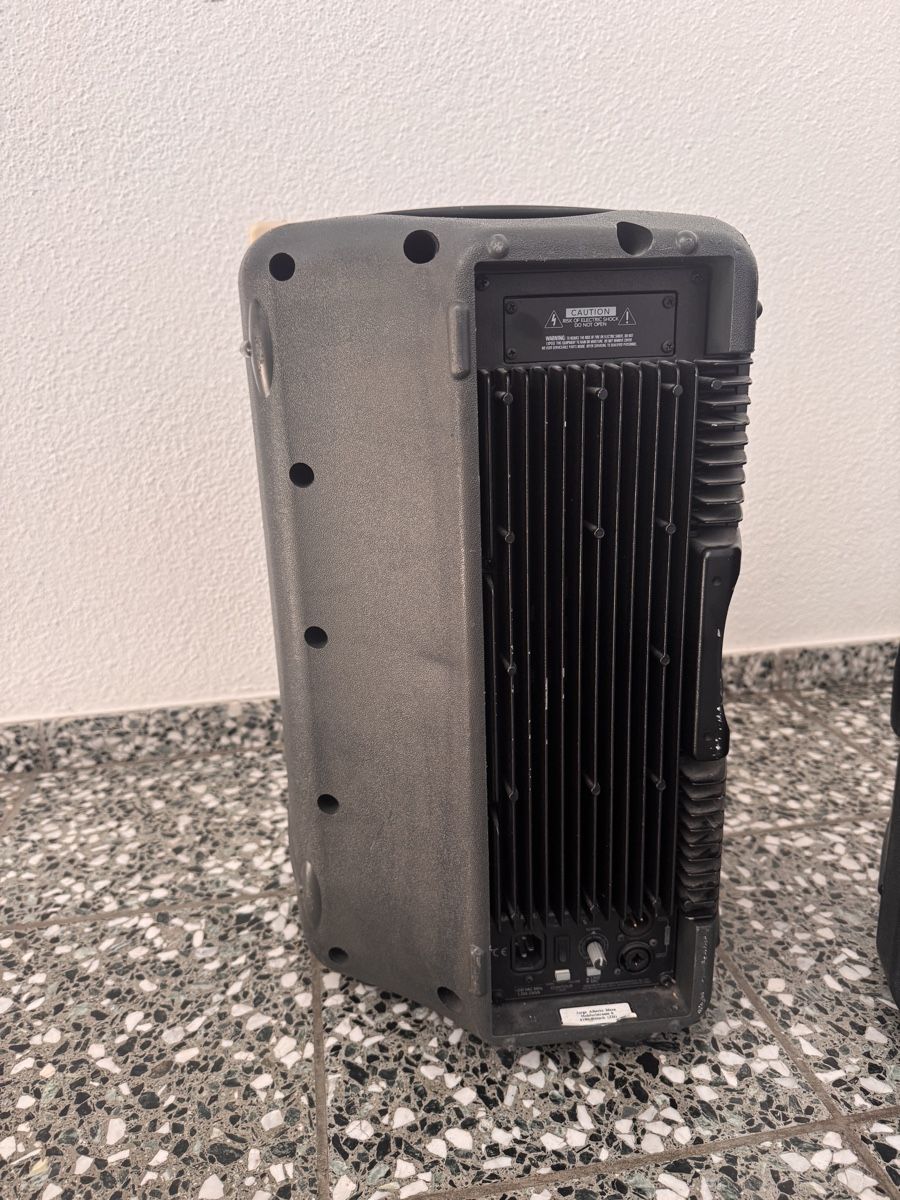 Mackie Lautsprecher: Mackie SRM350 Active Speaker System with Stands – Gebraucht aus Oberwil-Lieli von Facundo101 3