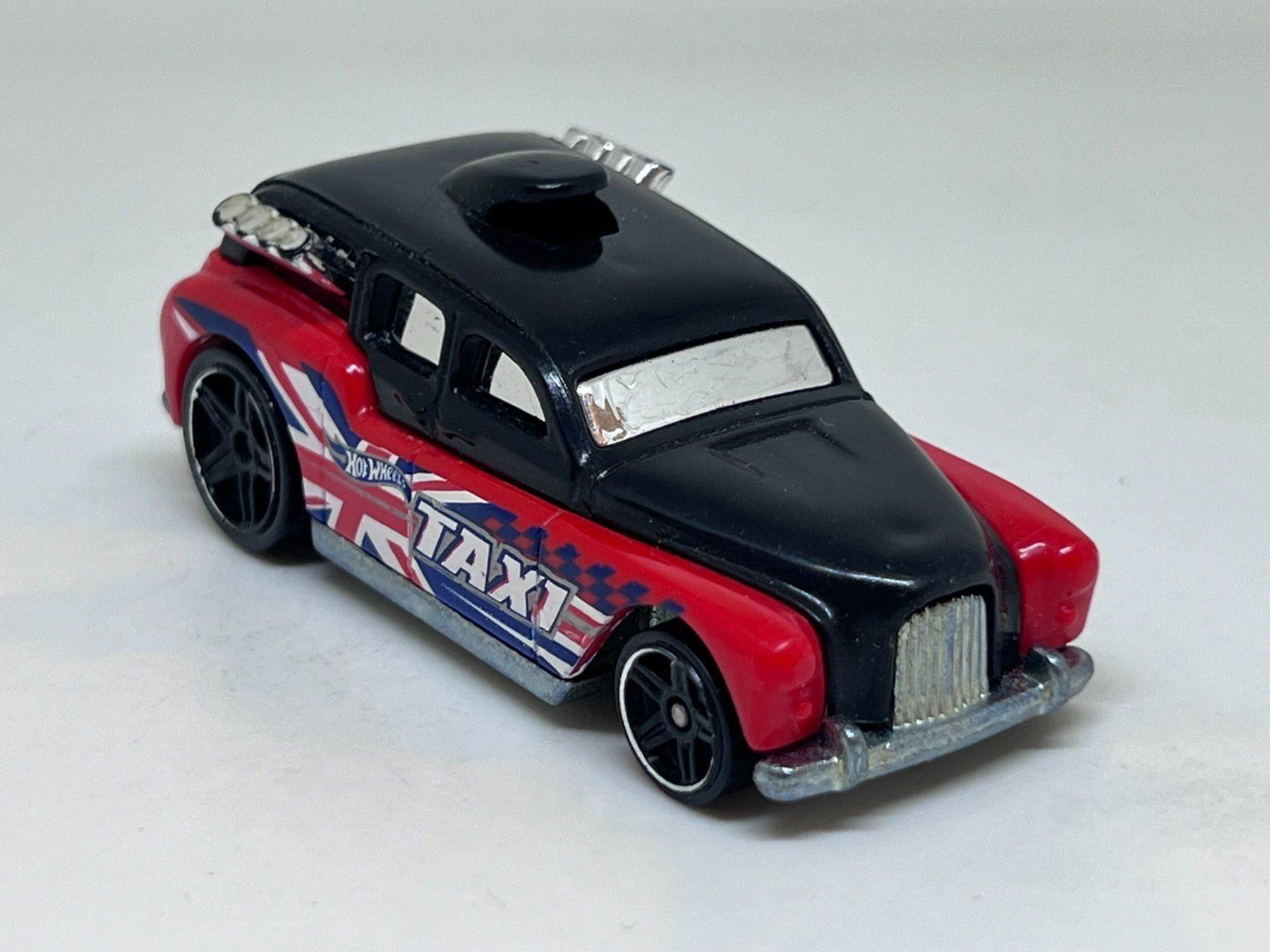 Hot Wheels Modellini d'auto: Hot Wheels Cockney Cab II #592 – Usato da Wildegg venduto da LaaBoutique