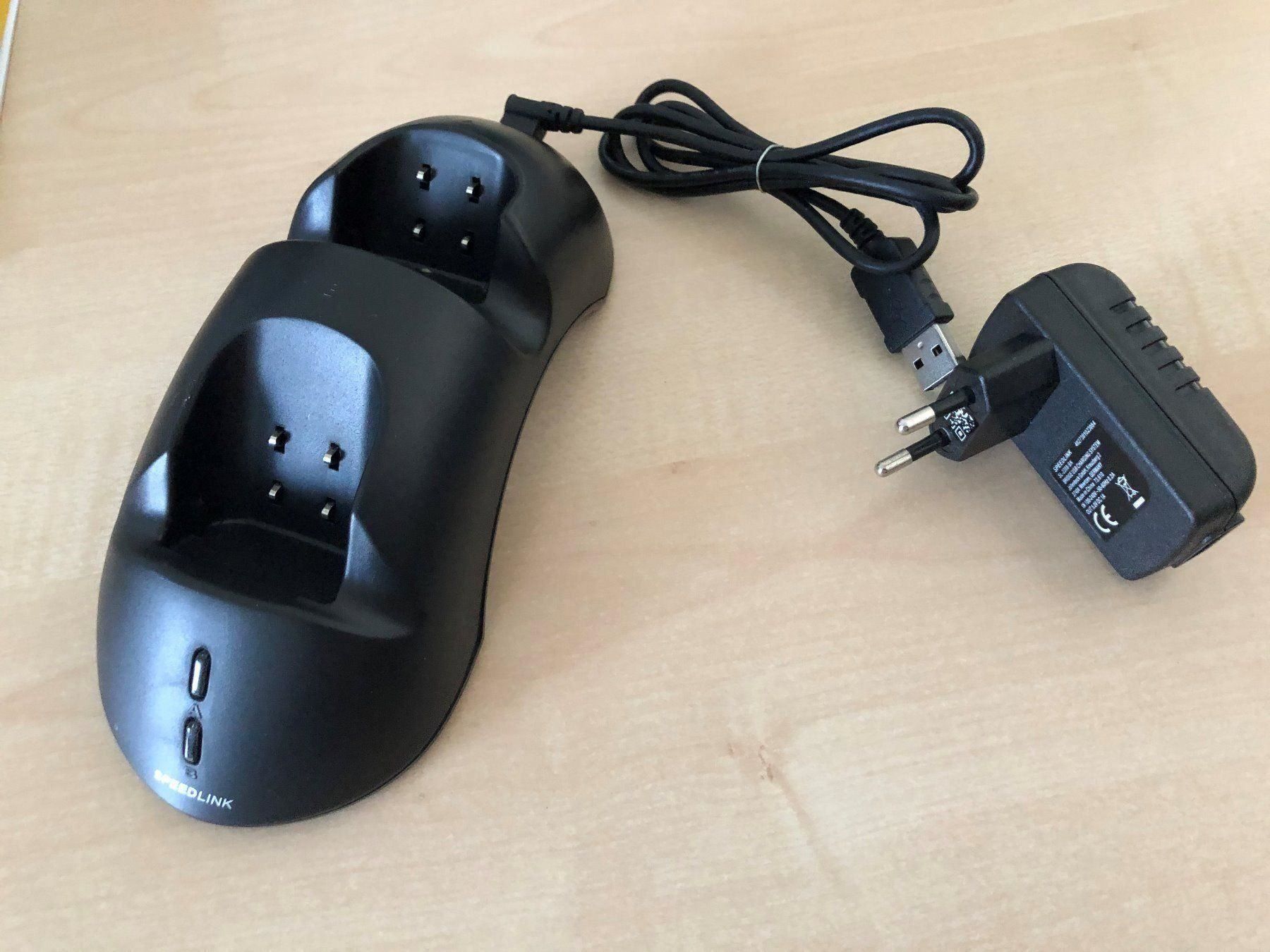 Microsoft Adattatori & Cavi: Xbox 360 Ladestation – Usato da Arisdorf venduto da comestibles