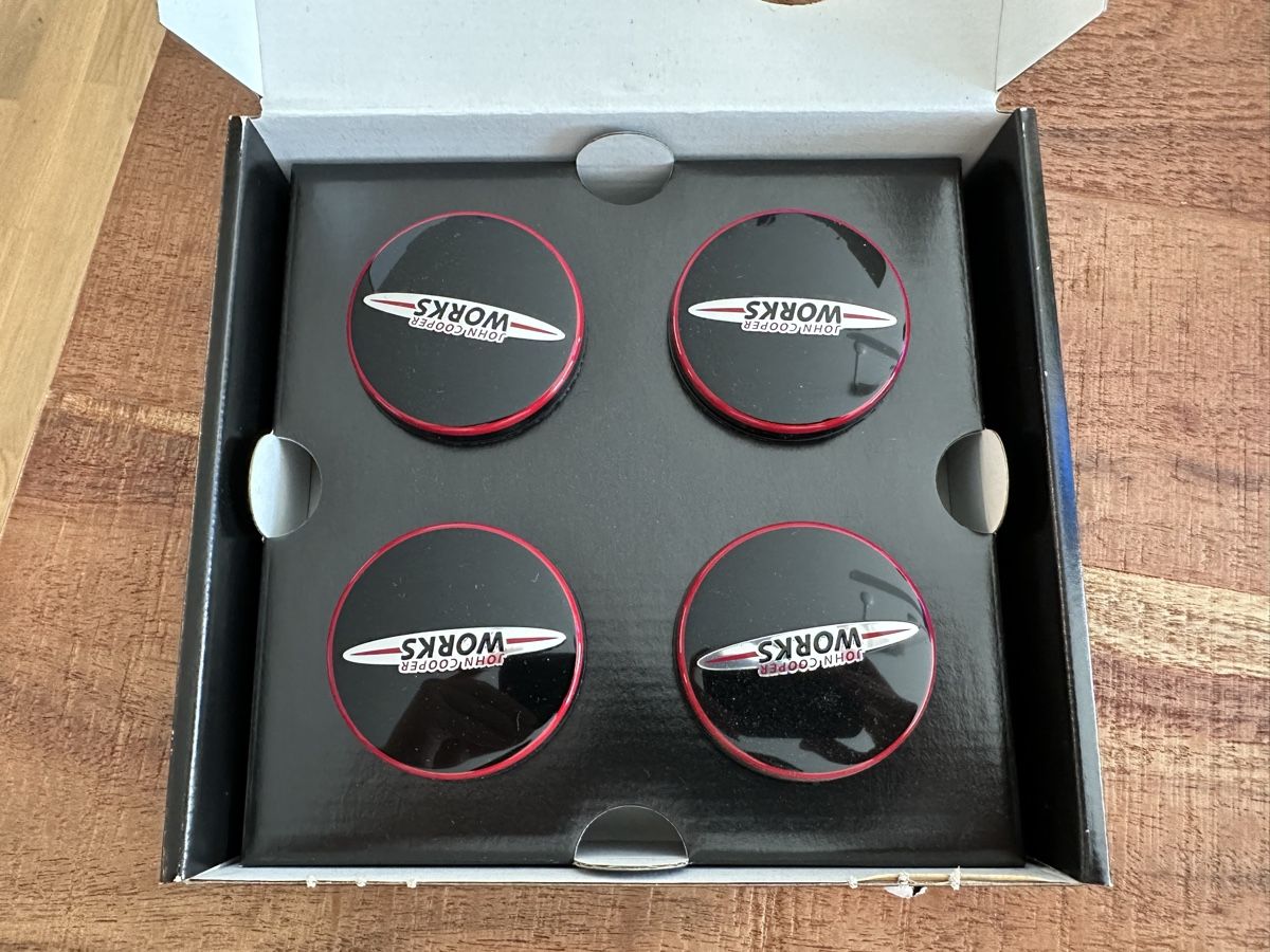 Mini Tutti pezzi di ricambio auto: MINI JCW Nabenabdeckung feststehend – Nuovo (secondo la descrizione) da Sissach venduto da MaPug 2