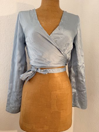 Top Tally Weijl croisé bleu satiné - Taille S - État neuf