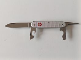 Magnifique couteau militaire Wenger 86 neuf